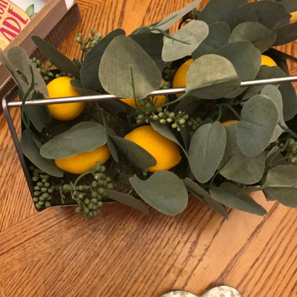 Lemon in a basket. Great for center pieces